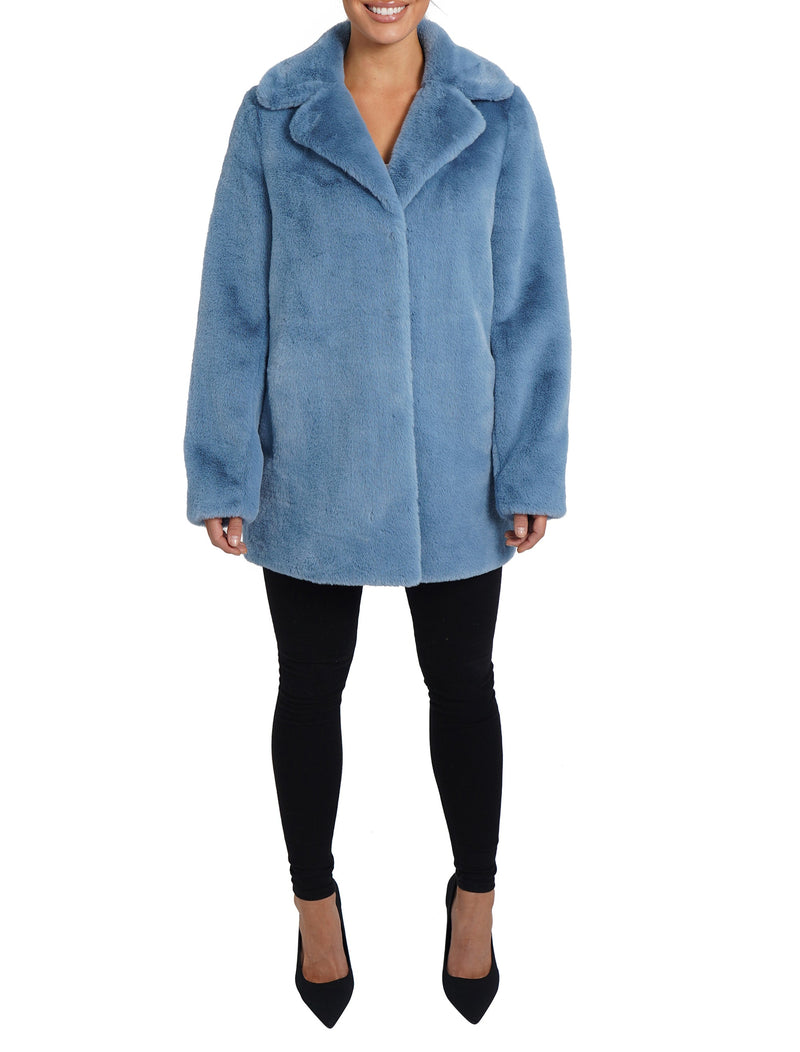 Love token fur coat 2025