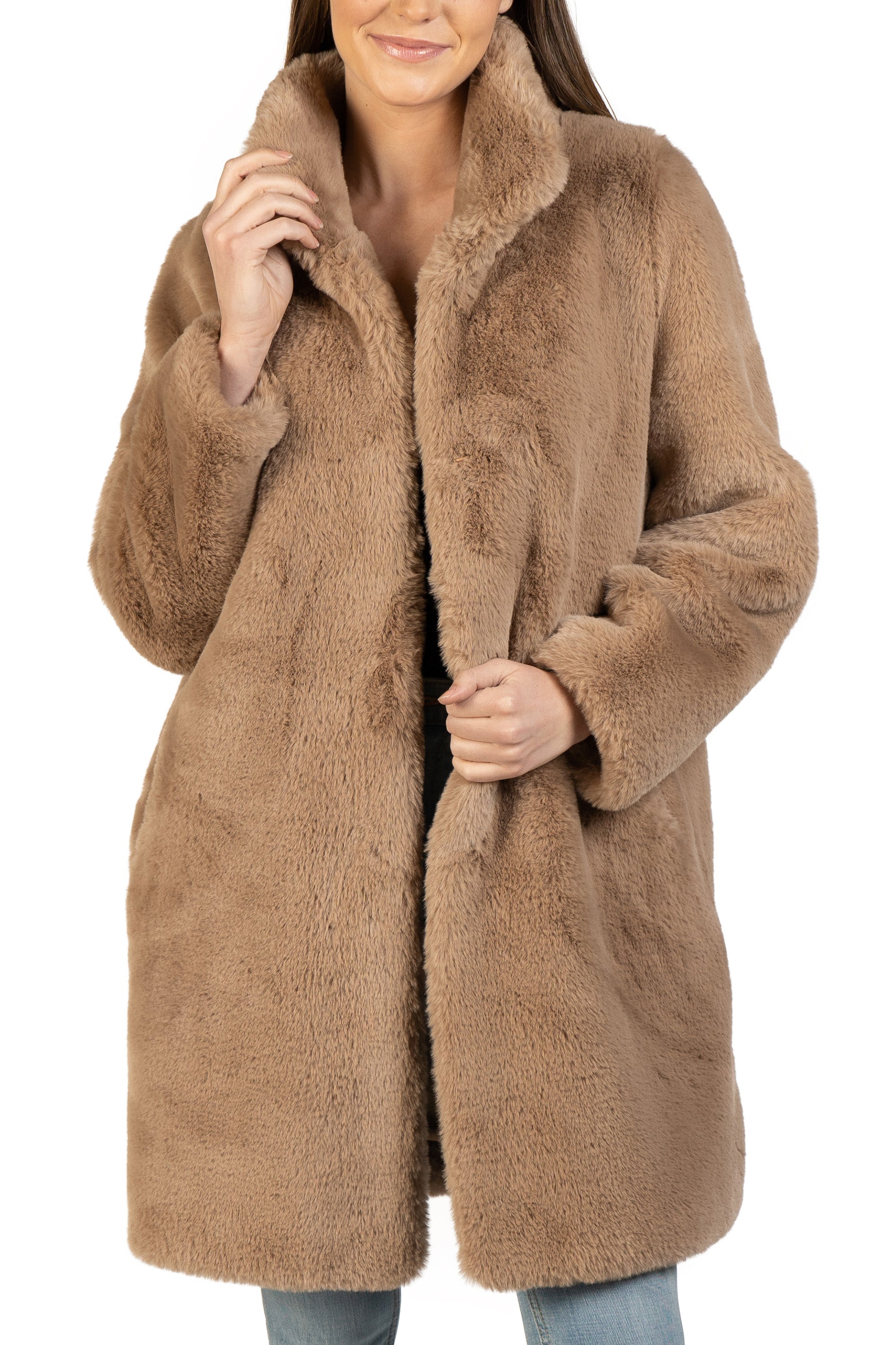 Love Token Women's Turner Faux Fur Coat