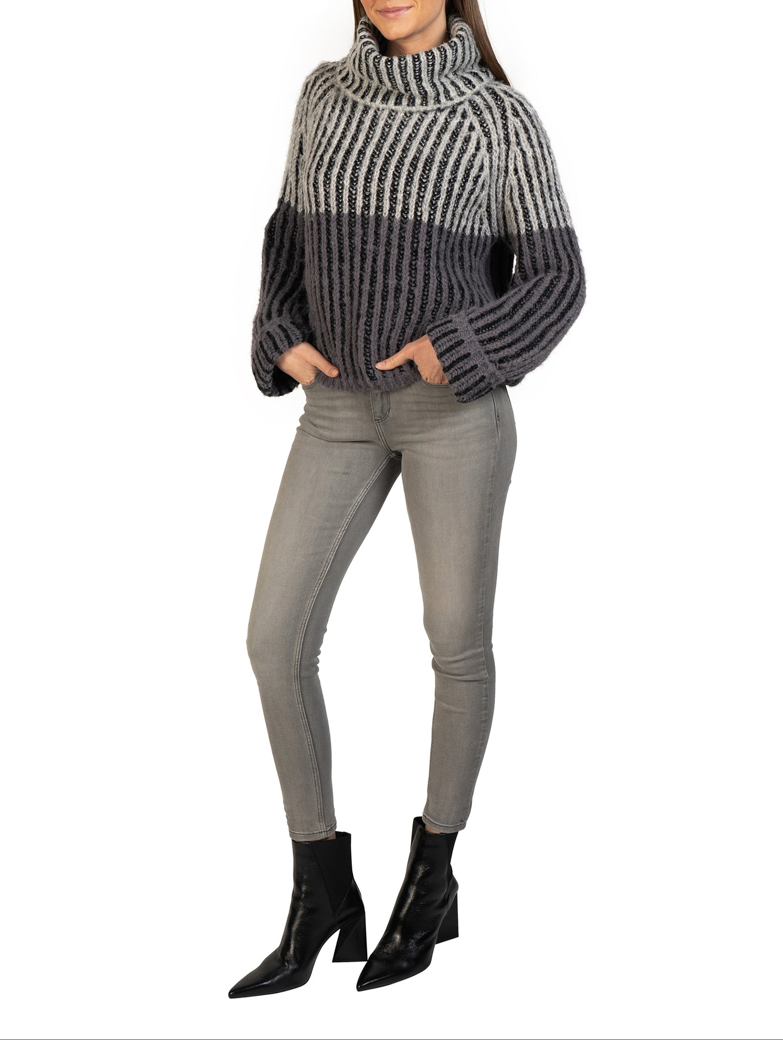 Daytona Turtleneck Sweater - Love Token – Love Token US
