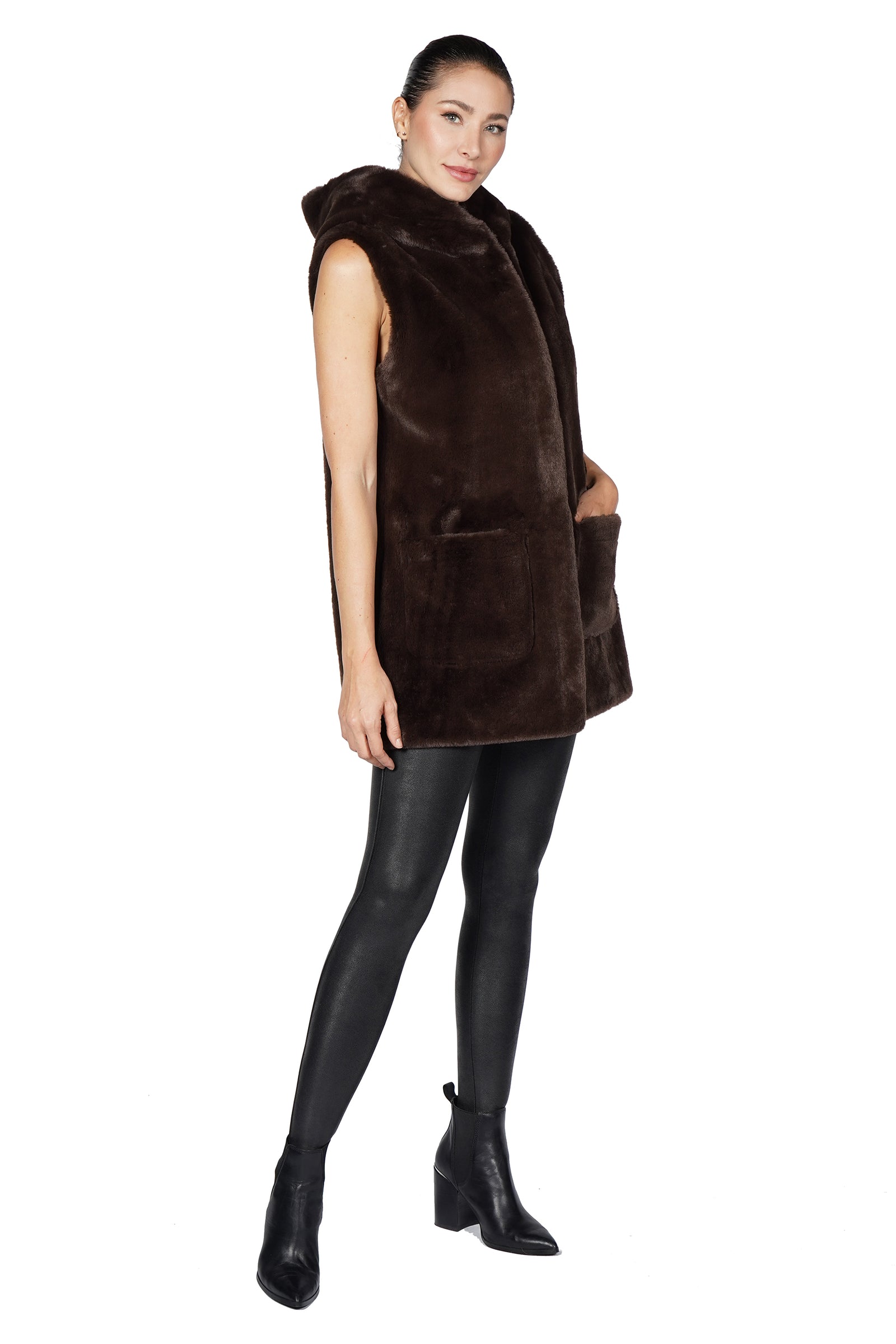 ★SCULPTOR★ Faux Fur ZipUp Vest Brown SC24A128BR Sculptor Faux Fur Zip-Up Vest Brown – dttmclub